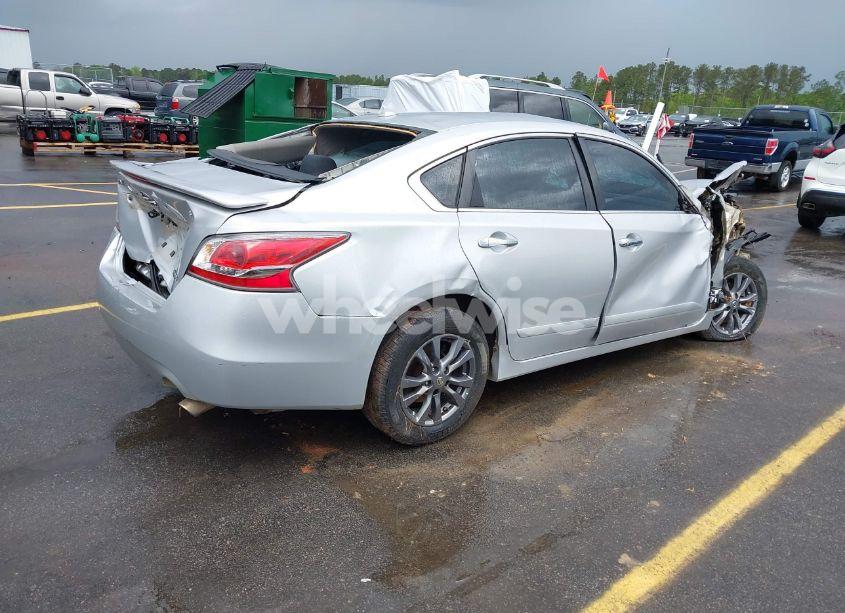 Photo 4 of 2015 Nissan Altima 2.5 S (VIN 1N4AL3AP4FC491825)
