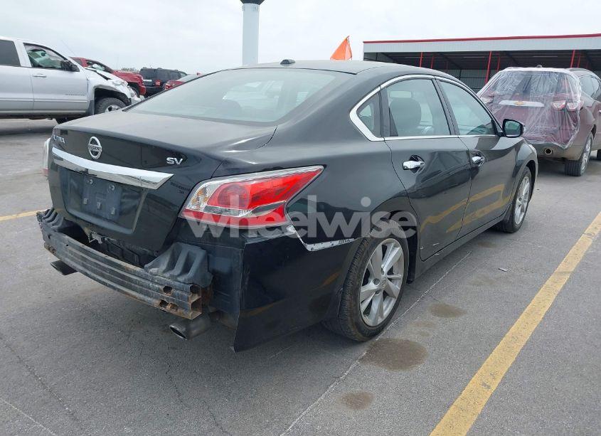 Photo 4 of 2015 Nissan Altima 2.5 SV (VIN 1N4AL3AP4FC494692)