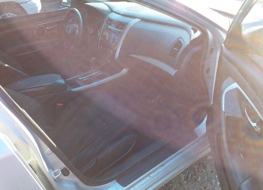 Photo 5 of 2015 Nissan Altima 2.5 S (VIN 1N4AL3AP4FC499603)