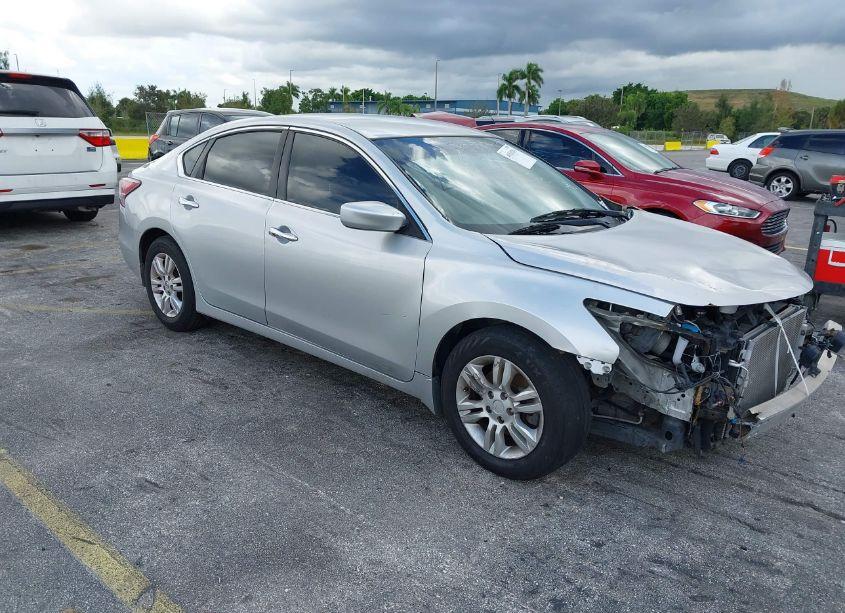 2015 Nissan Altima 2.5 S (VIN 1N4AL3AP4FC567320) main photo