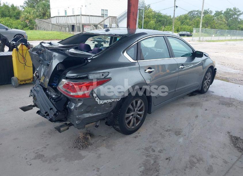 Photo 4 of 2015 Nissan Altima 2.5 S (VIN 1N4AL3AP4FC572162)