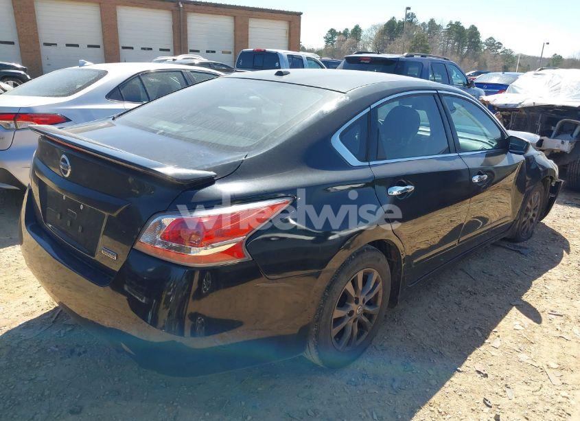 Photo 4 of 2015 Nissan Altima 2.5 S (VIN 1N4AL3AP4FC579984)