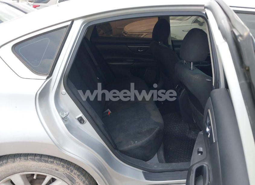 Photo 8 of 2015 Nissan Altima 2.5 SV (VIN 1N4AL3AP4FC581542)