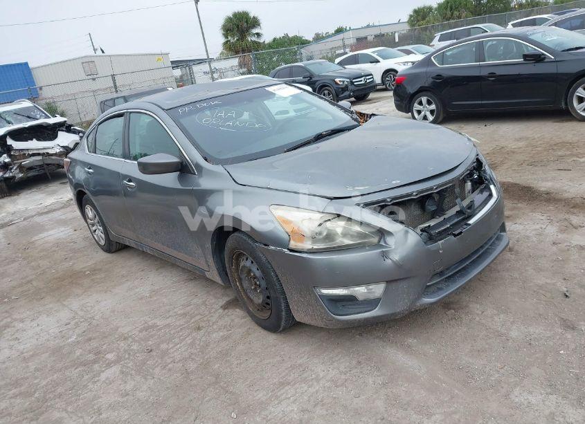 2015 Nissan Altima 2.5 (VIN 1N4AL3AP4FC586255) main photo