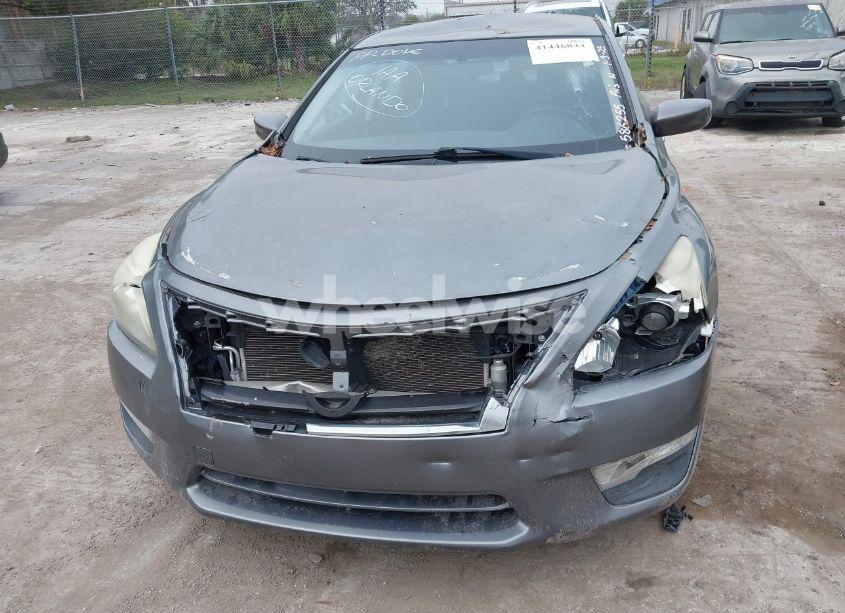 Photo 6 of 2015 Nissan Altima 2.5 (VIN 1N4AL3AP4FC586255)