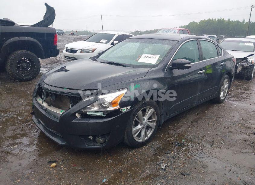 Photo 2 of 2015 Nissan Altima 2.5 SV (VIN 1N4AL3AP4FC594453)