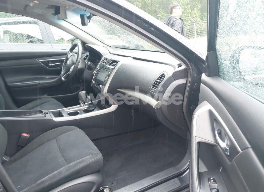 Photo 5 of 2015 Nissan Altima 2.5 SV (VIN 1N4AL3AP4FC594453)