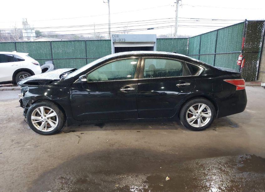 Photo 14 of 2015 Nissan Altima 2.5 SV (VIN 1N4AL3AP4FC597966)