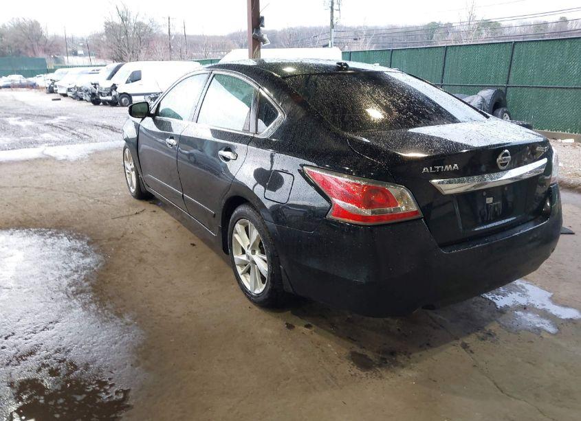 Photo 3 of 2015 Nissan Altima 2.5 SV (VIN 1N4AL3AP4FC597966)