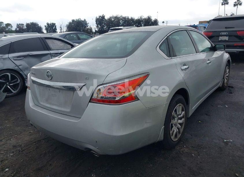 Photo 4 of 2015 Nissan Altima 2.5 S (VIN 1N4AL3AP4FN306368)