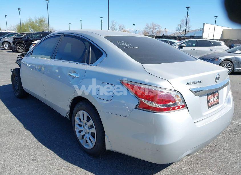 Photo 3 of 2015 Nissan Altima 2.5 S (VIN 1N4AL3AP4FN307861)