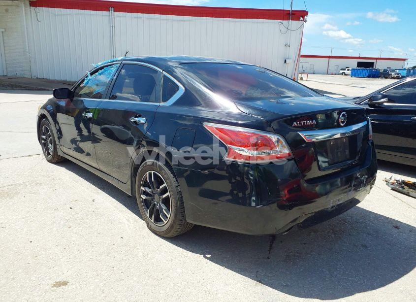 Photo 3 of 2015 Nissan Altima 2.5/2.5 S/2.5 SL/2.5 SV (VIN 1N4AL3AP4FN317841)