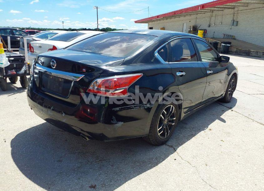 Photo 4 of 2015 Nissan Altima 2.5/2.5 S/2.5 SL/2.5 SV (VIN 1N4AL3AP4FN317841)