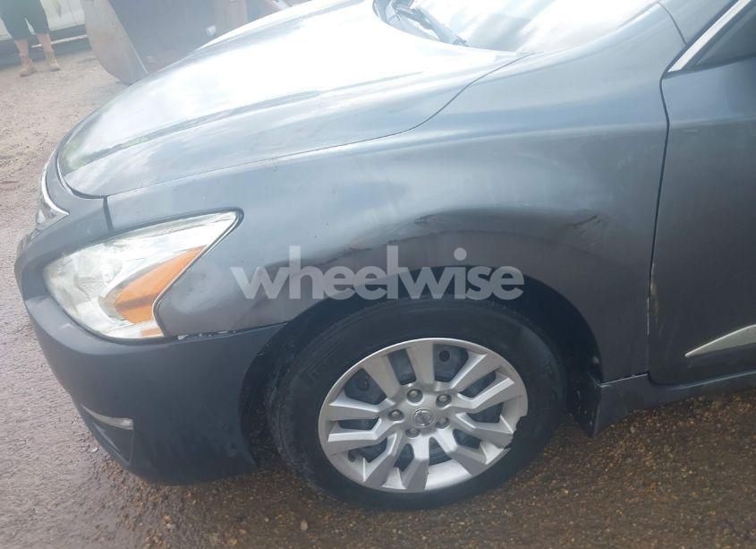 Photo 6 of 2015 Nissan Altima 2.5 S (VIN 1N4AL3AP4FN318343)
