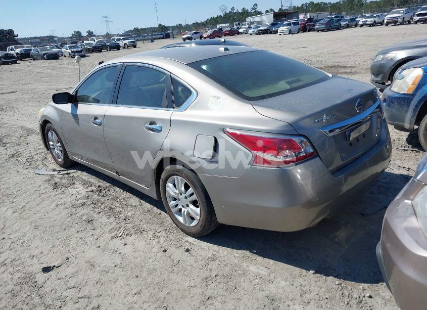 Photo 3 of 2015 Nissan Altima 2.5/2.5 S/2.5 SL/2.5 SV (VIN 1N4AL3AP4FN320951)