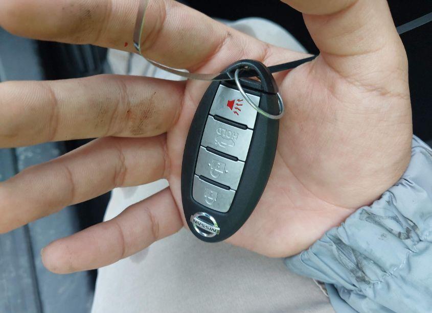 Photo 11 of 2015 Nissan Altima (VIN 1N4AL3AP4FN321291)