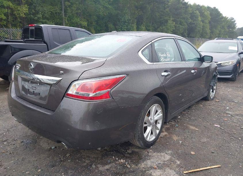 Photo 4 of 2015 Nissan Altima (VIN 1N4AL3AP4FN321291)