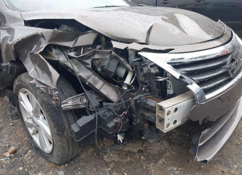 Photo 6 of 2015 Nissan Altima (VIN 1N4AL3AP4FN321291)