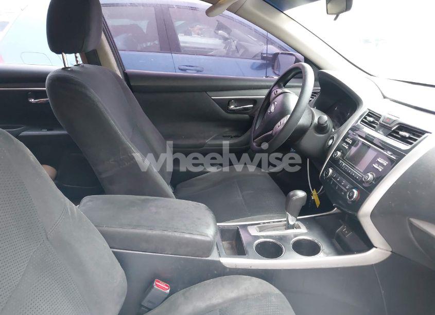 Photo 5 of 2015 Nissan Altima 2.5/2.5 S/2.5 SL/2.5 SV (VIN 1N4AL3AP4FN322084)