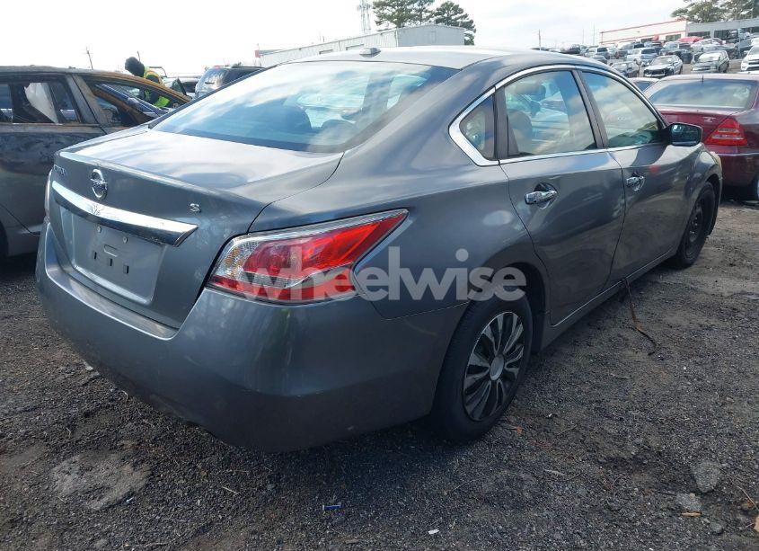 Photo 4 of 2015 Nissan Altima 2.5/2.5 S/2.5 SL/2.5 SV (VIN 1N4AL3AP4FN324112)