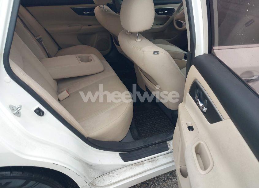 Photo 8 of 2015 Nissan Altima 2.5 S (VIN 1N4AL3AP4FN338432)