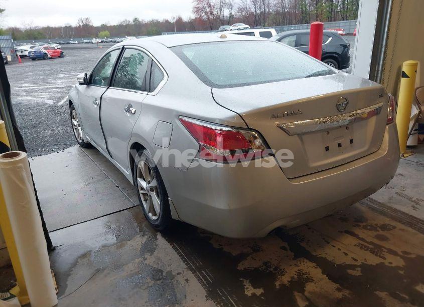 Photo 3 of 2015 Nissan Altima 2.5 SL (VIN 1N4AL3AP4FN341539)