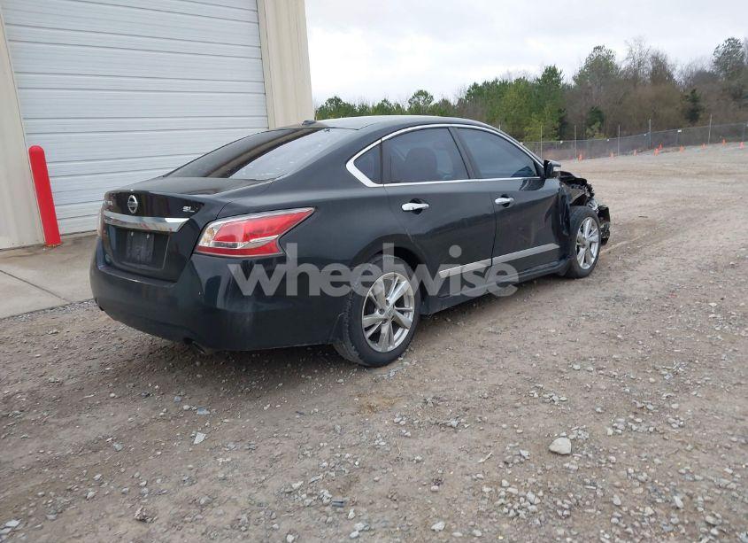 Photo 4 of 2015 Nissan Altima 2.5 SL (VIN 1N4AL3AP4FN344943)