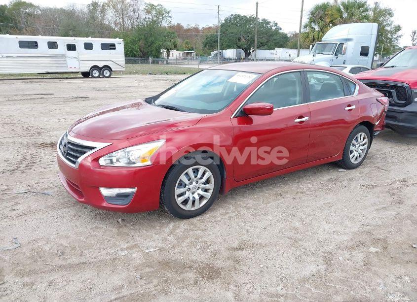 Photo 2 of 2015 Nissan Altima 2.5 S (VIN 1N4AL3AP4FN364416)