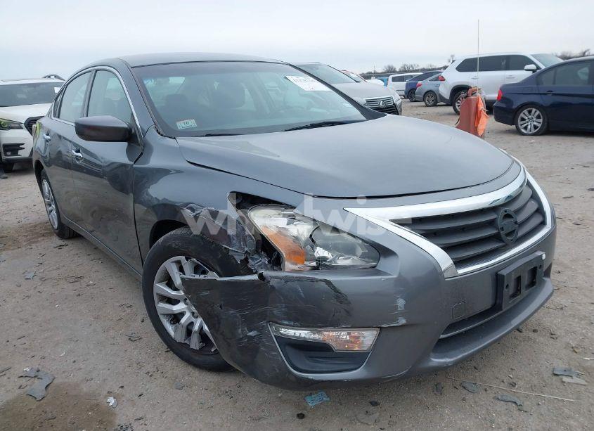 2015 Nissan Altima 2.5/2.5 S/2.5 SL/2.5 SV (VIN 1N4AL3AP4FN364982) main photo