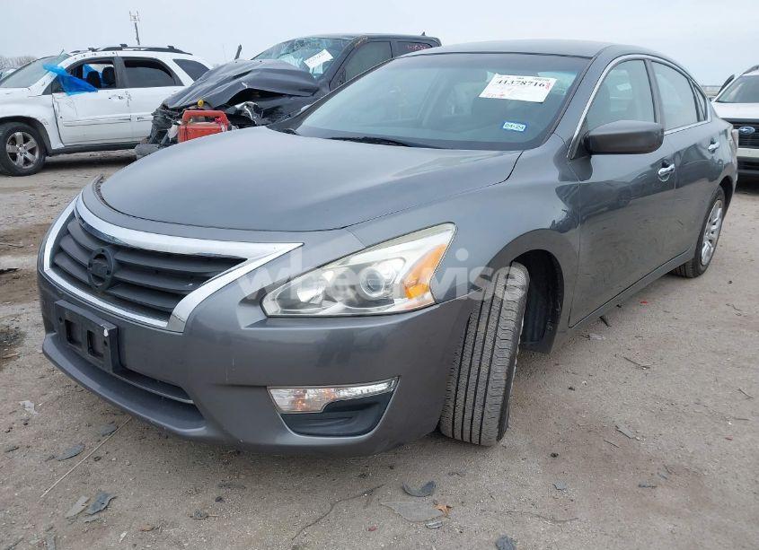 Photo 2 of 2015 Nissan Altima 2.5/2.5 S/2.5 SL/2.5 SV (VIN 1N4AL3AP4FN364982)