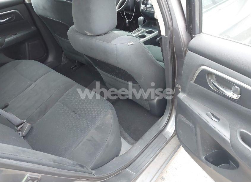 Photo 8 of 2015 Nissan Altima 2.5/2.5 S/2.5 SL/2.5 SV (VIN 1N4AL3AP4FN364982)