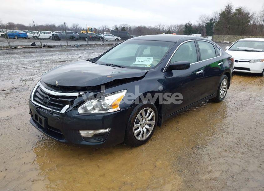 Photo 2 of 2015 Nissan Altima 2.5 S (VIN 1N4AL3AP4FN376582)