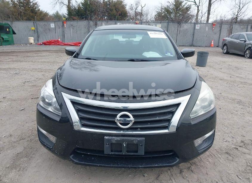 Photo 12 of 2015 Nissan Altima N/A (VIN 1N4AL3AP4FN380518)