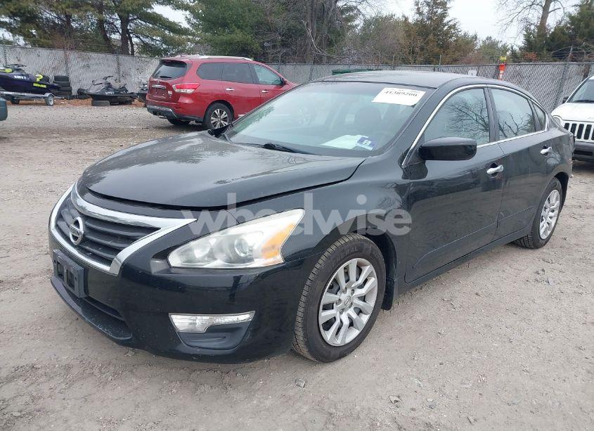 Photo 2 of 2015 Nissan Altima N/A (VIN 1N4AL3AP4FN380518)