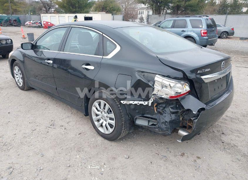 Photo 3 of 2015 Nissan Altima N/A (VIN 1N4AL3AP4FN380518)