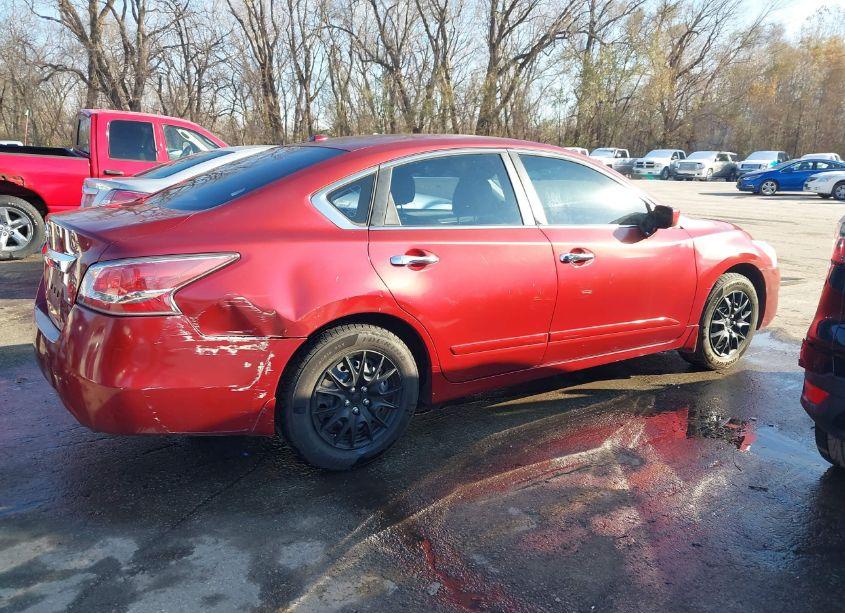 Photo 13 of 2015 Nissan Altima 2.5 S (VIN 1N4AL3AP4FN381443)