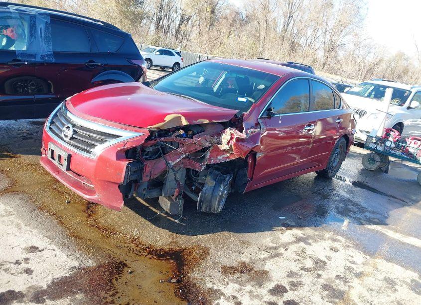 Photo 2 of 2015 Nissan Altima 2.5 S (VIN 1N4AL3AP4FN381443)