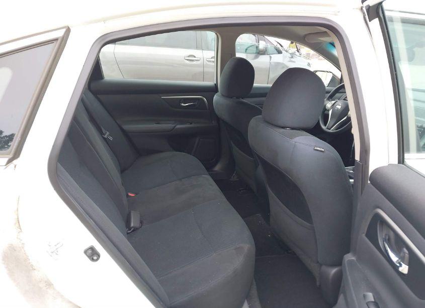 Photo 8 of 2015 Nissan Altima 2.5 S (VIN 1N4AL3AP4FN392720)