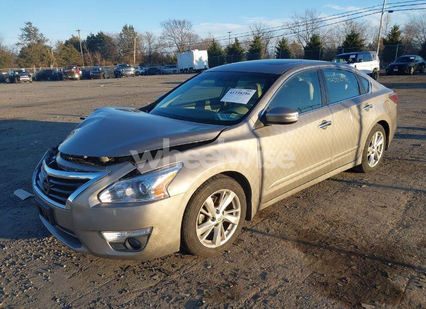 Photo 2 of 2015 Nissan Altima 2.5 SL (VIN 1N4AL3AP4FN402288)