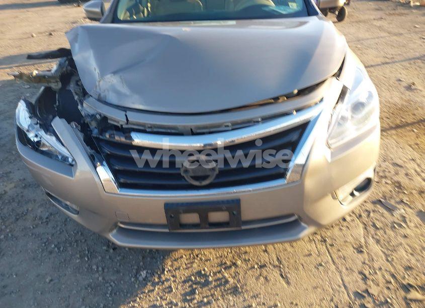 Photo 6 of 2015 Nissan Altima 2.5 SL (VIN 1N4AL3AP4FN402288)