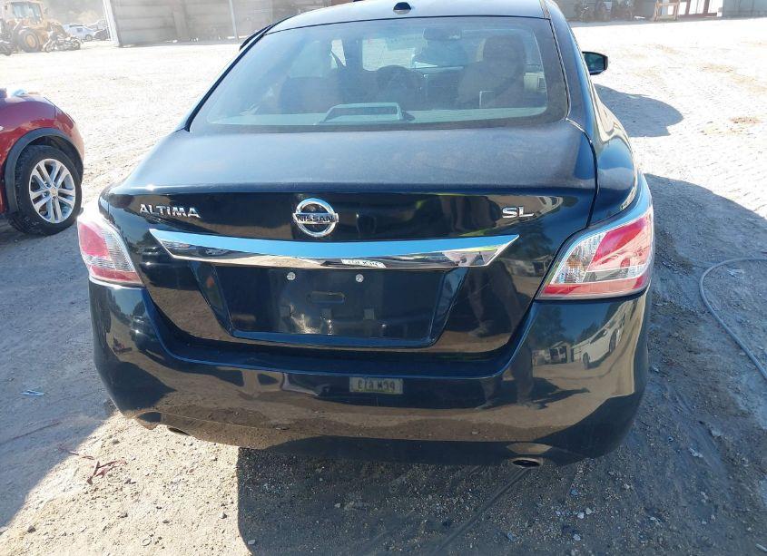 Photo 15 of 2015 Nissan Altima 2.5 SL (VIN 1N4AL3AP4FN880999)