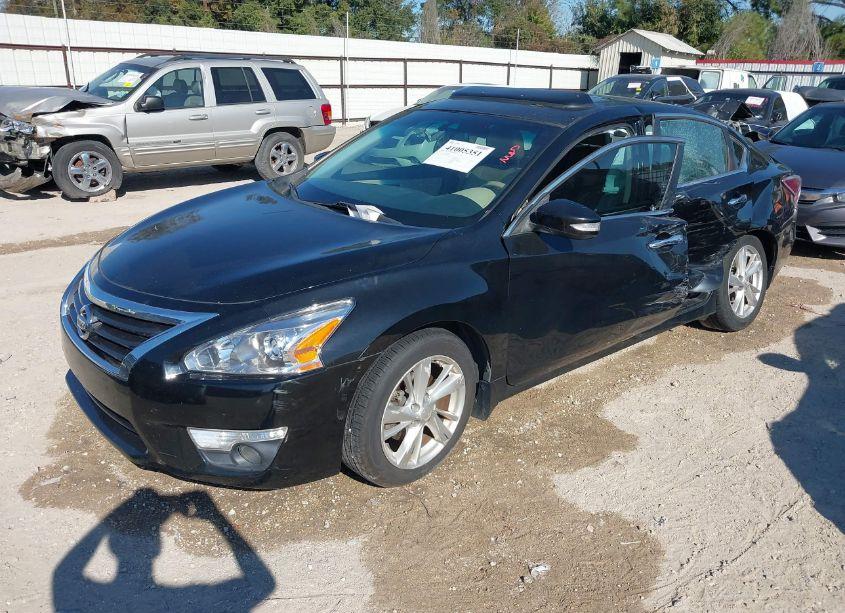 Photo 2 of 2015 Nissan Altima 2.5 SL (VIN 1N4AL3AP4FN880999)