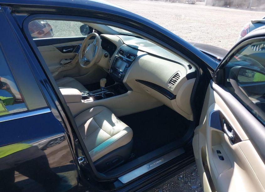 Photo 5 of 2015 Nissan Altima 2.5 SL (VIN 1N4AL3AP4FN880999)