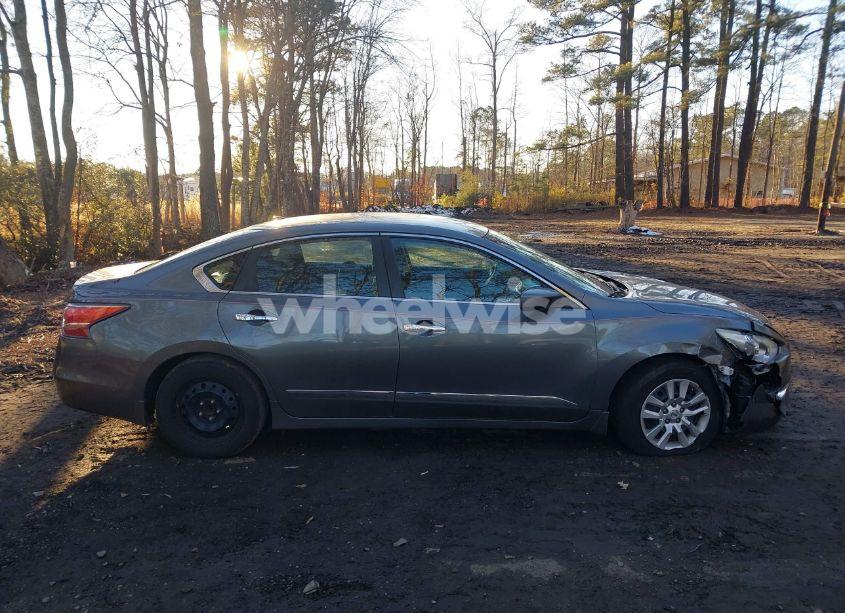 Photo 13 of 2015 Nissan Altima 2.5 S (VIN 1N4AL3AP4FN881165)