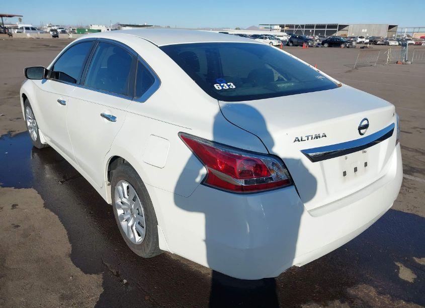 Photo 3 of 2015 Nissan Altima 2.5/S/SV/SL (VIN 1N4AL3AP4FN883630)