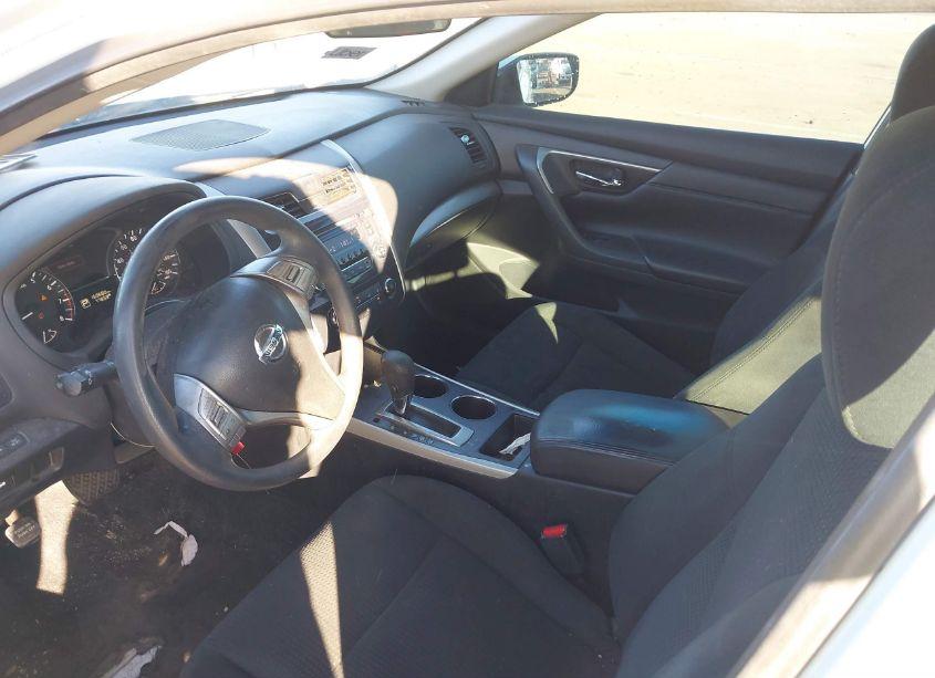 Photo 5 of 2015 Nissan Altima 2.5/S/SV/SL (VIN 1N4AL3AP4FN883630)