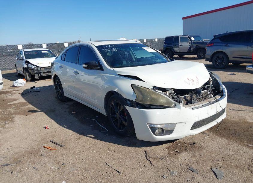 2015 Nissan Altima 2.5 SL (VIN 1N4AL3AP4FN885183) main photo