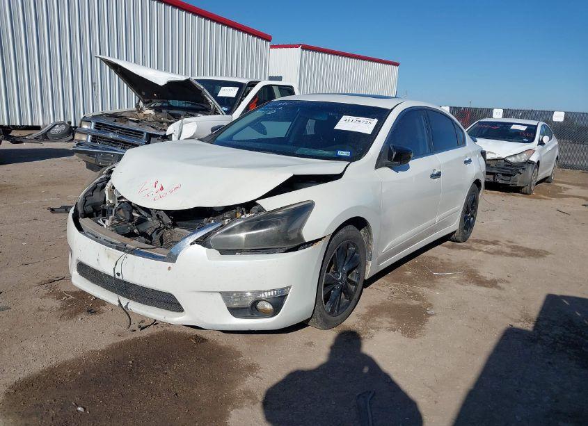 Photo 2 of 2015 Nissan Altima 2.5 SL (VIN 1N4AL3AP4FN885183)