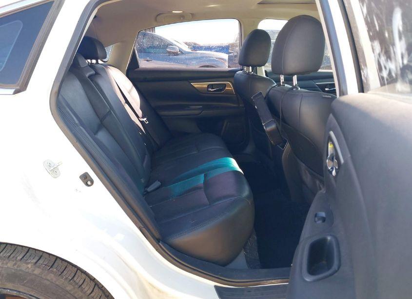 Photo 8 of 2015 Nissan Altima 2.5 SL (VIN 1N4AL3AP4FN885183)