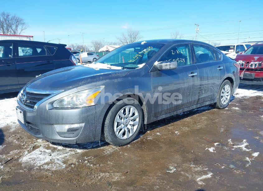 Photo 2 of 2015 Nissan Altima 2.5/2.5 S/2.5 SL/2.5 SV (VIN 1N4AL3AP4FN891534)
